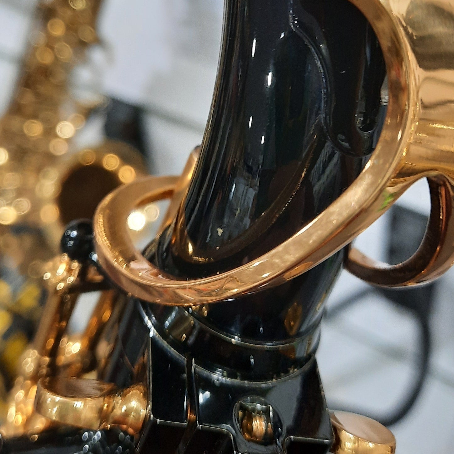 Elkhart 100AS Alto Saxophone Black *GRADE II*