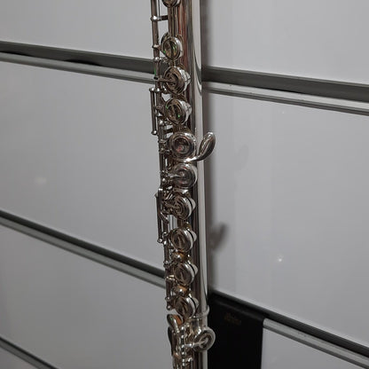 Pearl PF-665 Flute [Reconditioned]