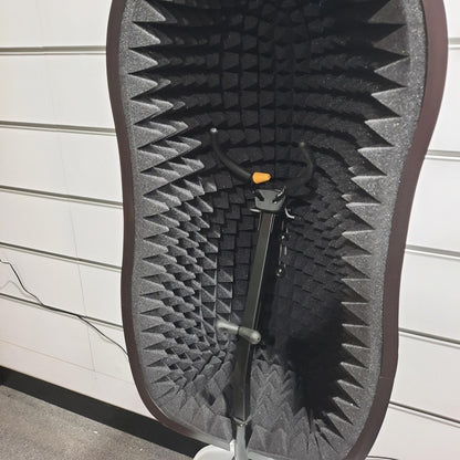 SaxMute One for Saxophone with Hercules Stand
