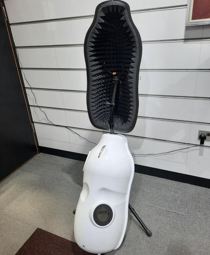 SaxMute One for Saxophone with Hercules Stand