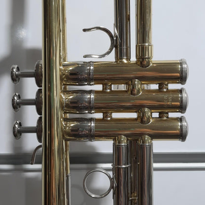 Yamaha Xeno YTR-8335R Bb Trumpet